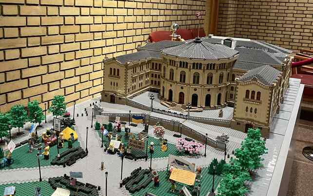 Lego stortinget.