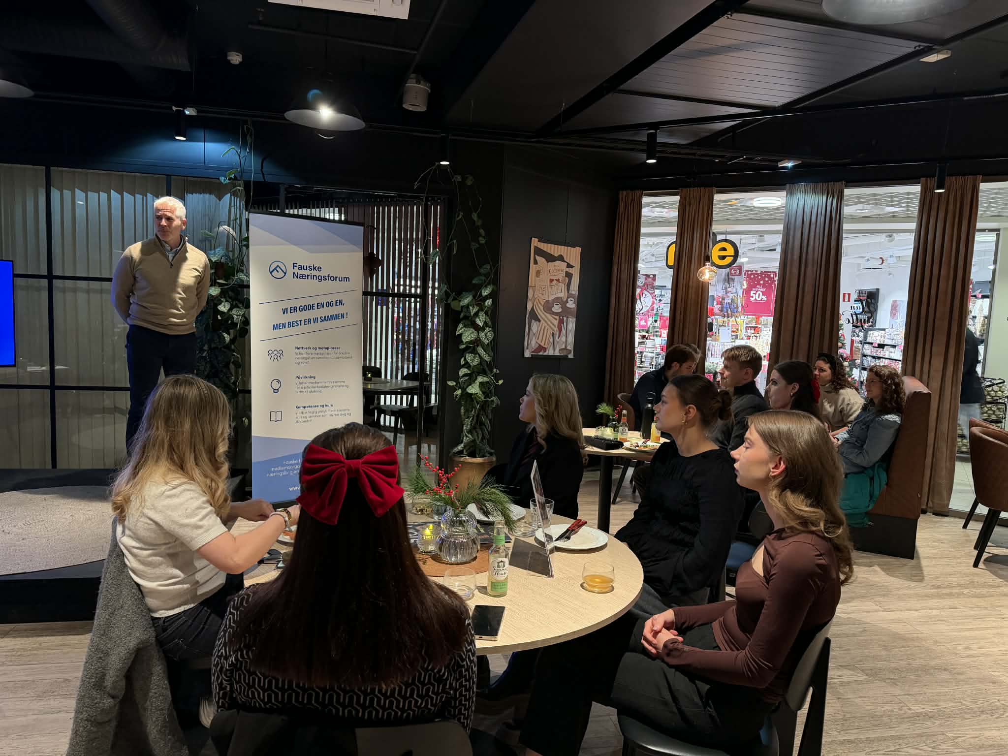 Kommunedirektør Tom Erik Holteng delte muligheter som ligger i kommunen